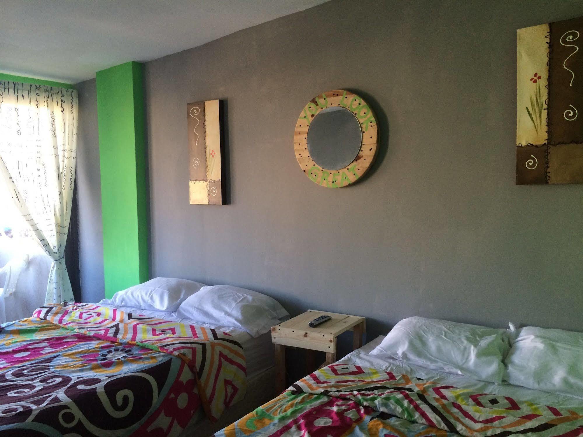 Bajas Cactus Hostel Cabo San Lucas Eksteriør bilde